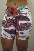 short meia coxa estampado