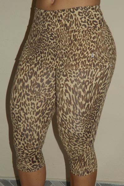 Calça Corsário com Saia